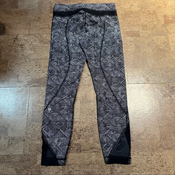 Lululemon - Inspire Tight II (25") Formation Alpine White Black / Black - Picture 7 of 9
